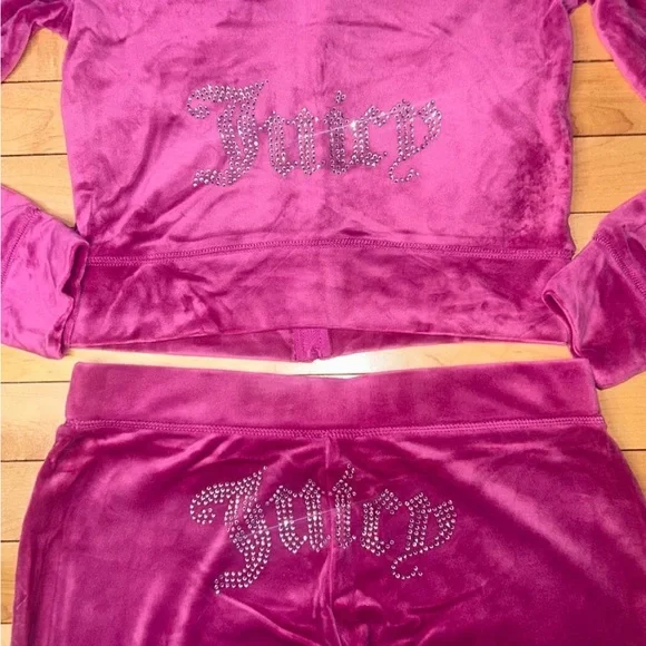 NEW! NWT JUICY COUTURE Velour OG Bling Tracksuit Set in Fuchsia Pink Size Medium - Picture 4 of 5